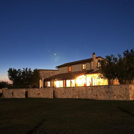 Agriturismo Lupo Cerrino Tarquinia Buitenkant foto