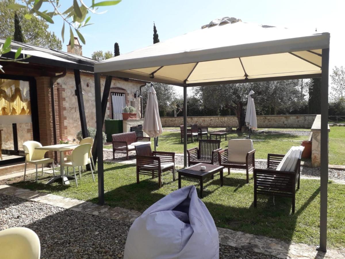 Agriturismo Lupo Cerrino Tarquinia Buitenkant foto